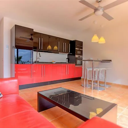 Playa Blanca Sleeps 15 Pool Air Con Wifi * Πλάγια Μπλάνκα