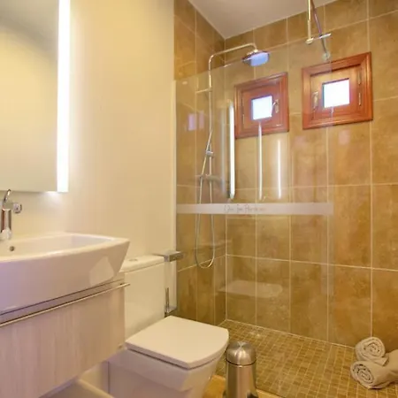 Playa Blanca Sleeps 15 Pool Air Con Wifi Villa *
